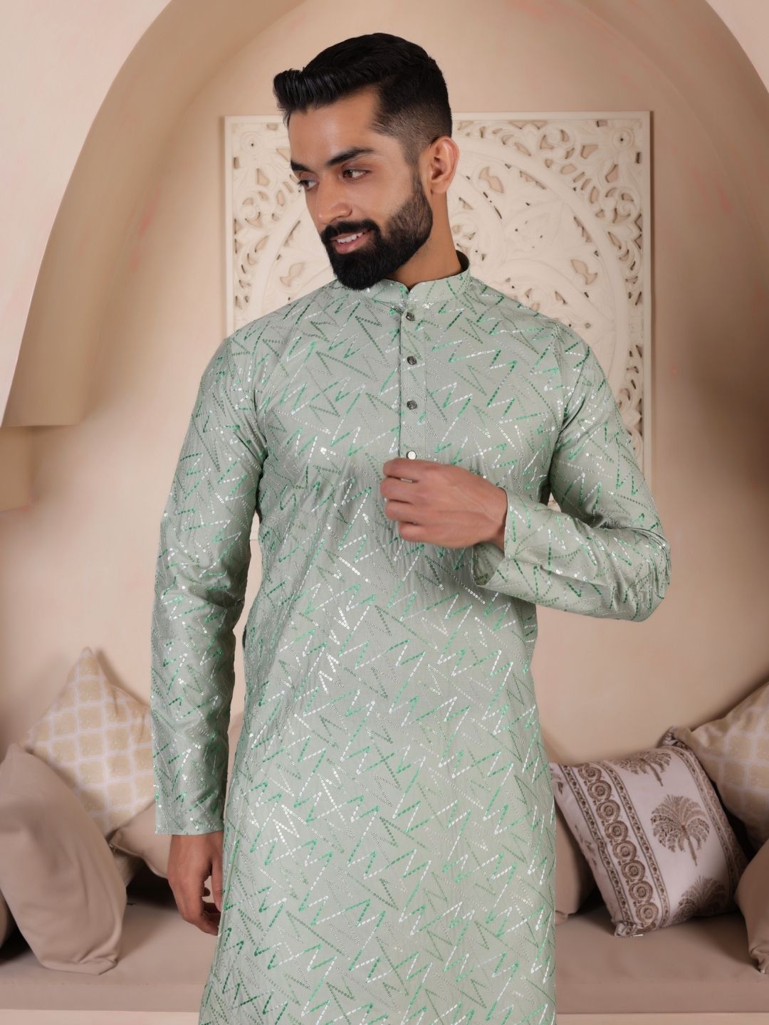 Men Ethnic Motifs Printed Flared Sleeves Thread Work Handloom Kurta