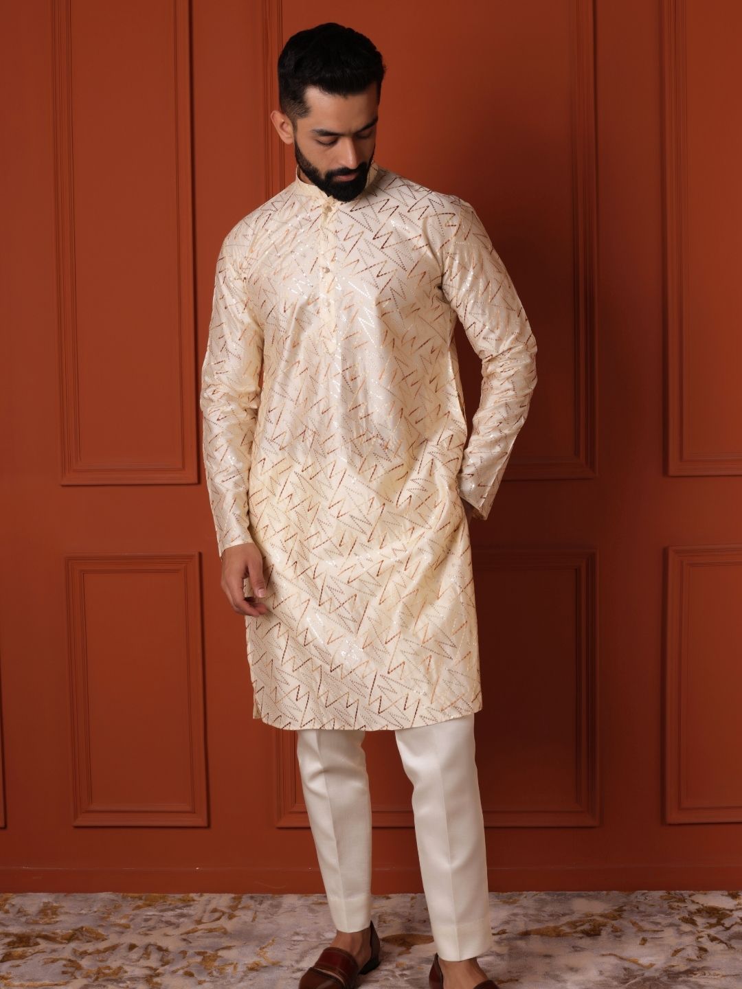 Men Ethnic Motifs Printed Thread Work Handloom Kurta