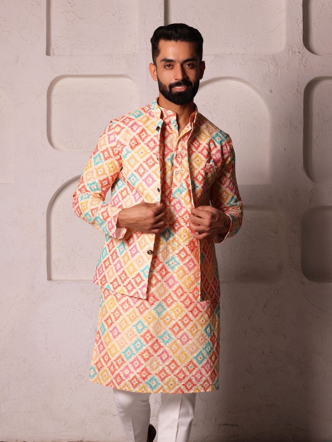 Men Geometric Chikenkari Work Handloom Kurta