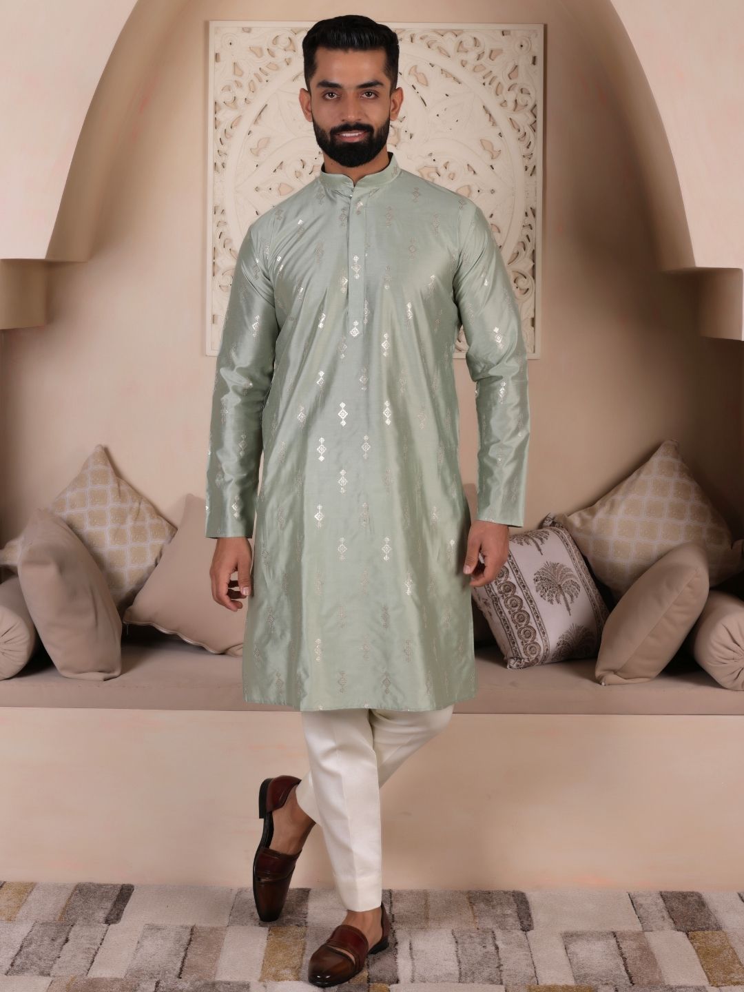 Woven Design Mandarin Collar Cotton Silk Kurta