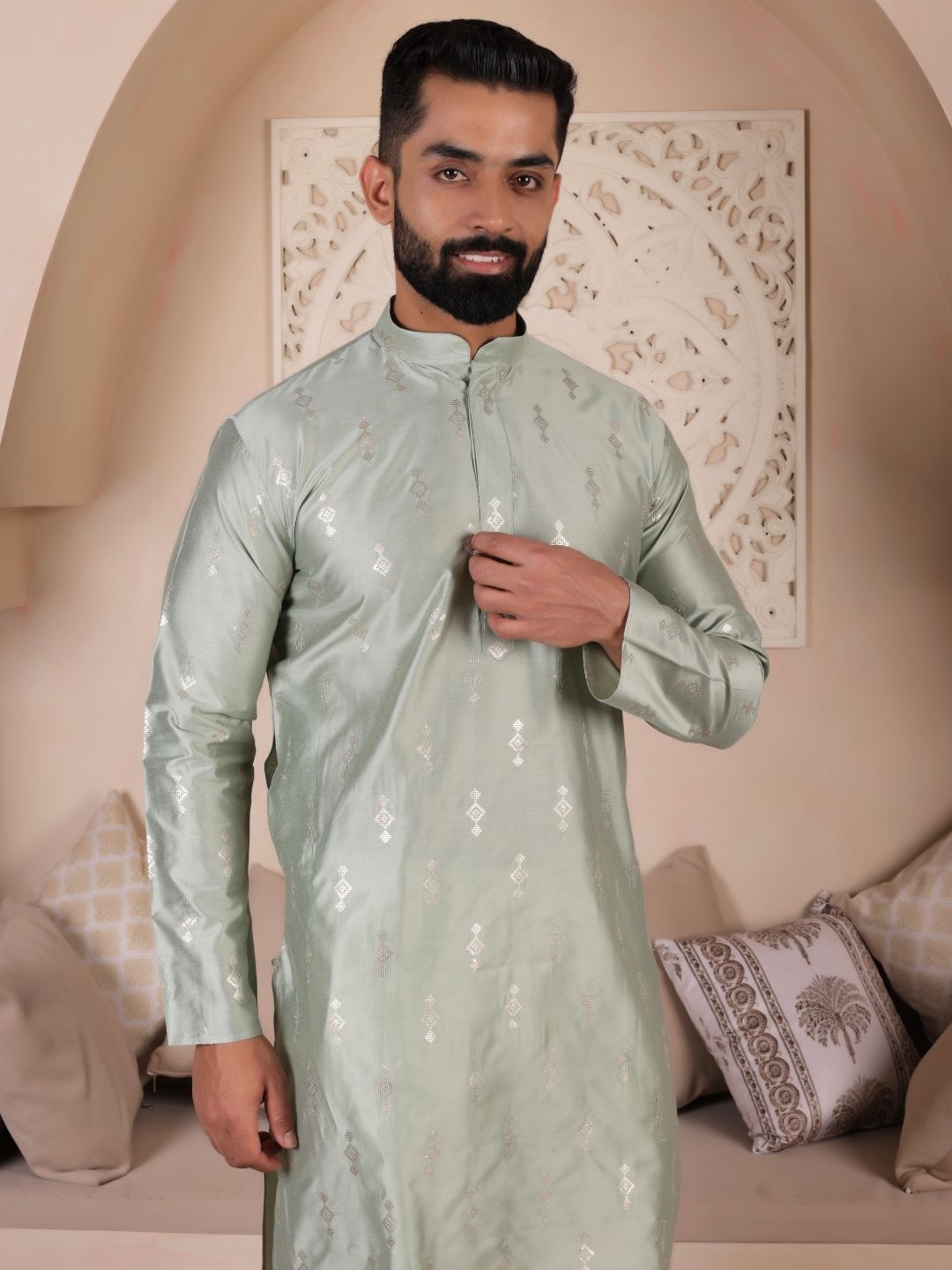 Woven Design Mandarin Collar Cotton Silk Kurta