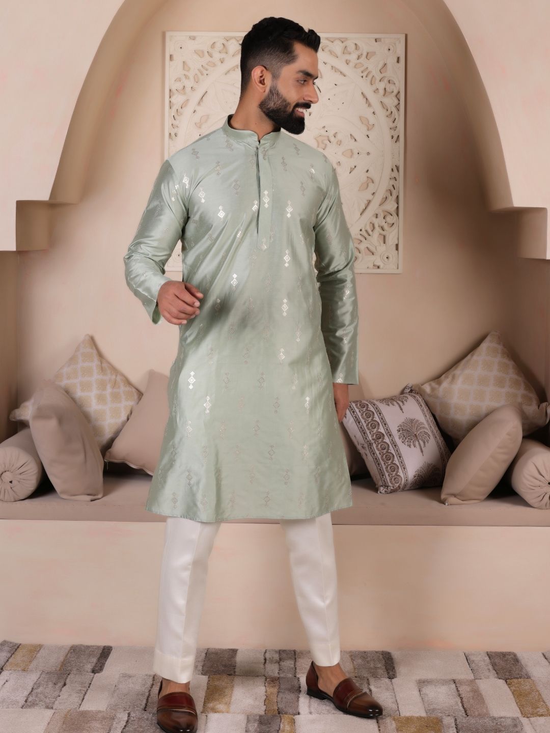 Woven Design Mandarin Collar Cotton Silk Kurta