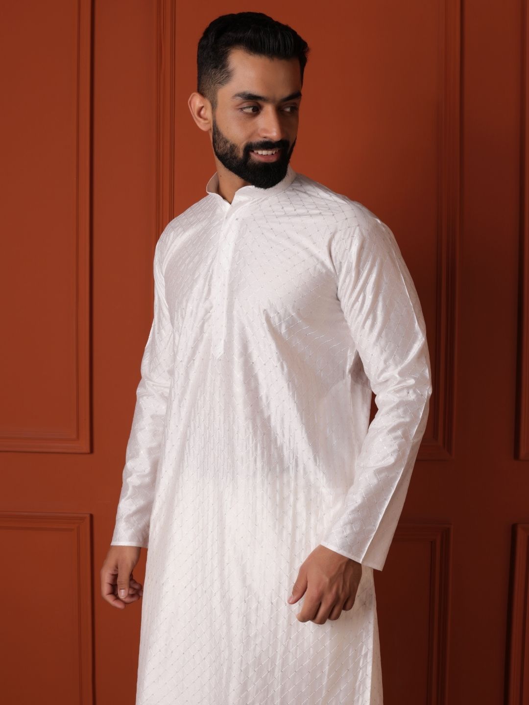 Geometric Embroidered Sequinned White Romance Mandarin Collar Straight Kurta