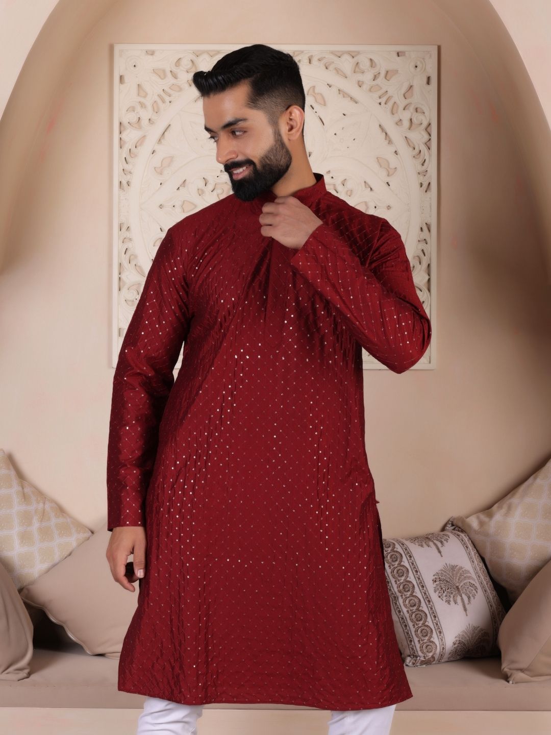 Geometric Embroidered Sequinned Straight Kurta