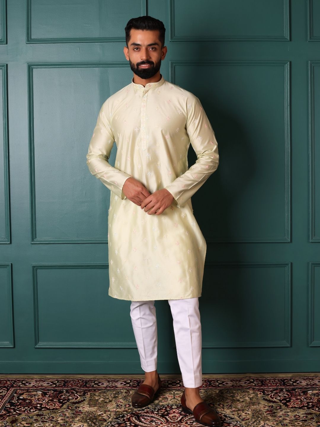 Men Embroided  Thread Work Handloom Kurta For Men