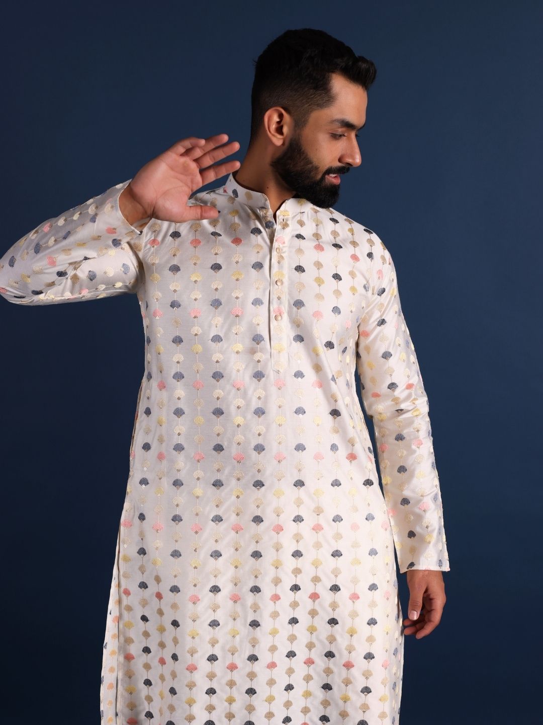 Men Quirky Thread Work Handloom Pathani Kurta