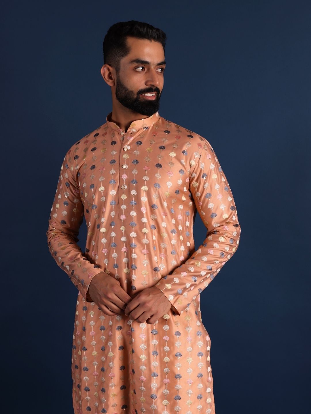 Men Geometric Thread Work Handloom Kurta