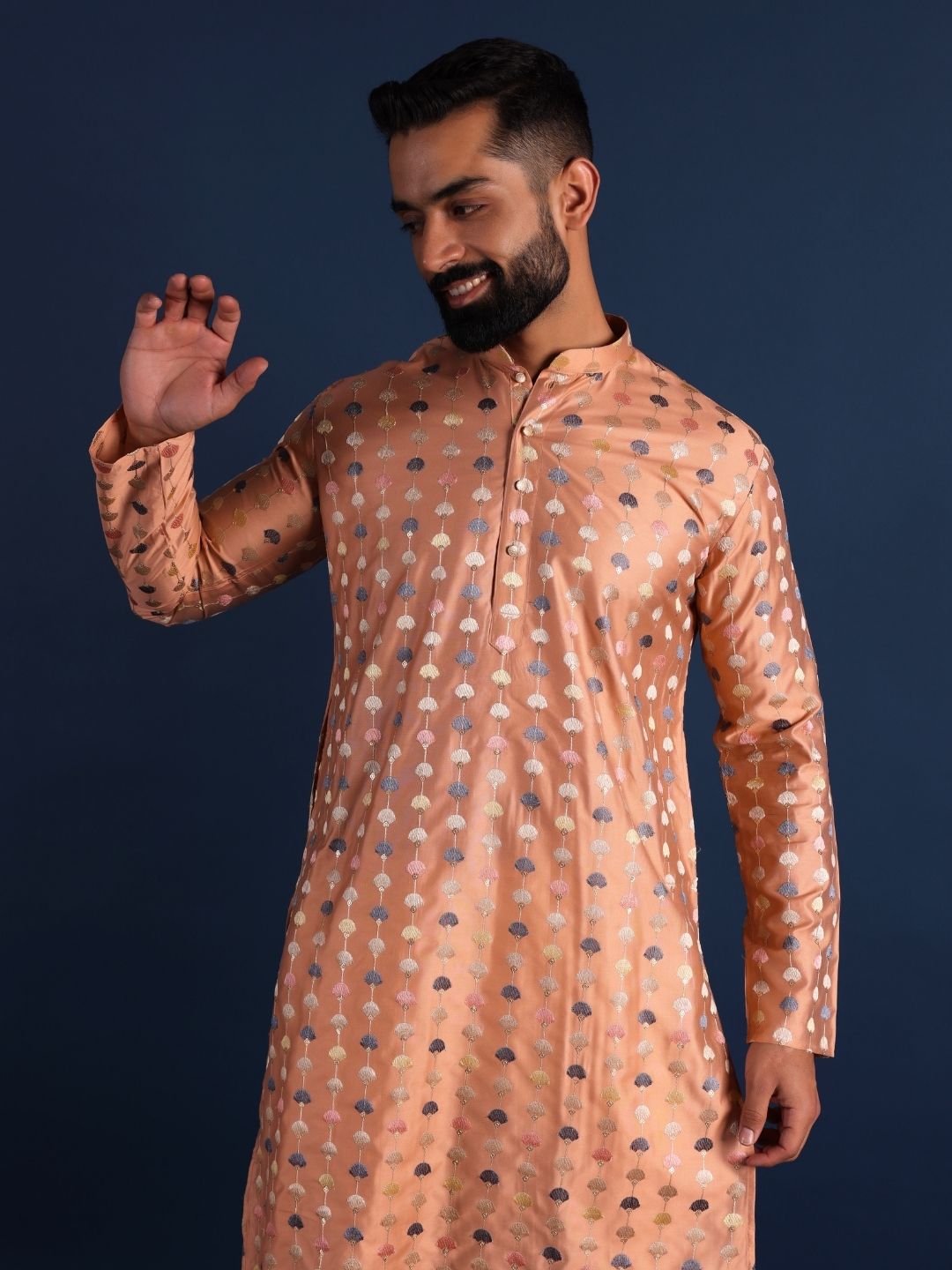 Men Geometric Thread Work Handloom Kurta