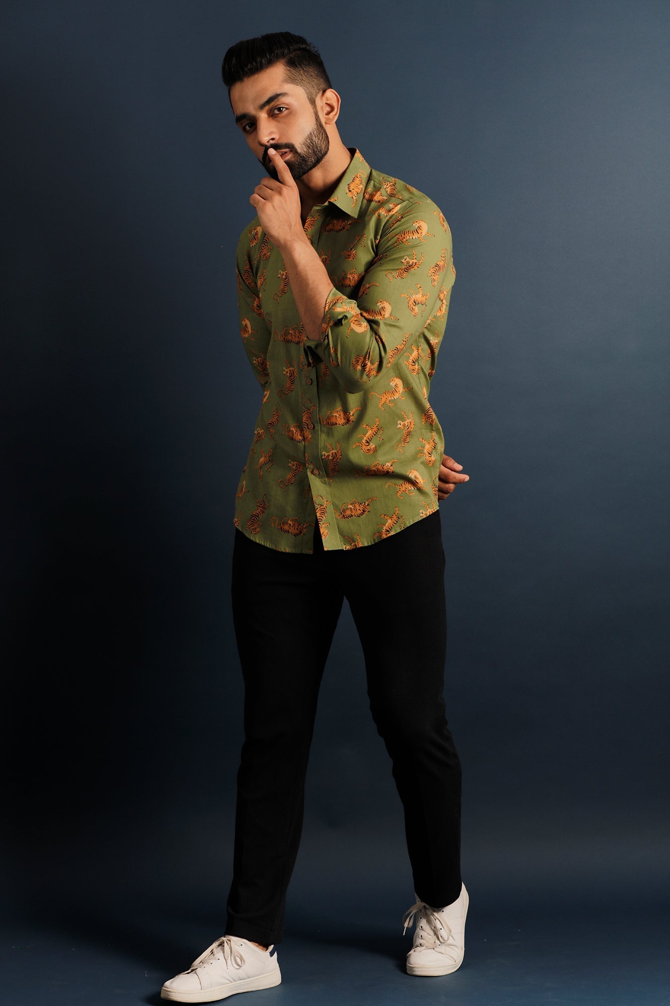 Printed Slim Fit Green Shirt