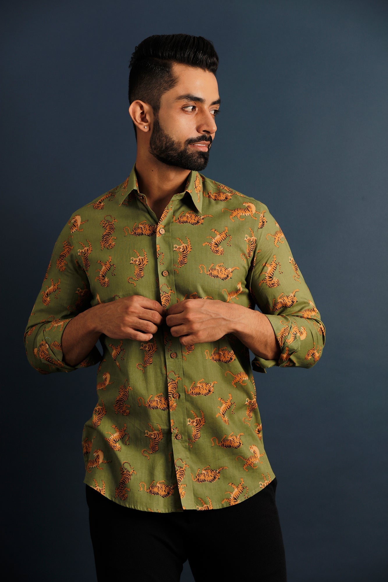 Printed Slim Fit Green Shirt