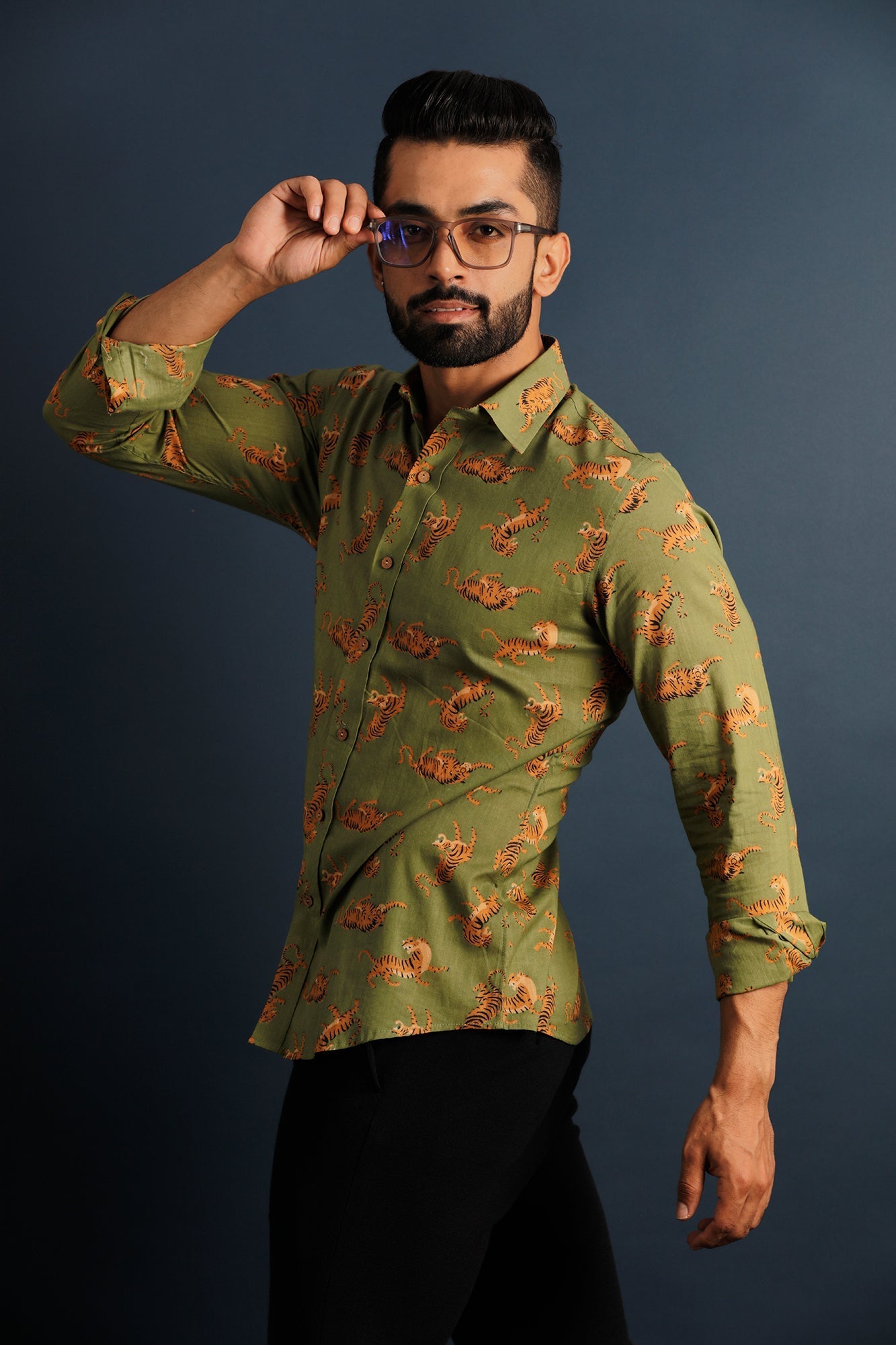 Printed Slim Fit Green Shirt